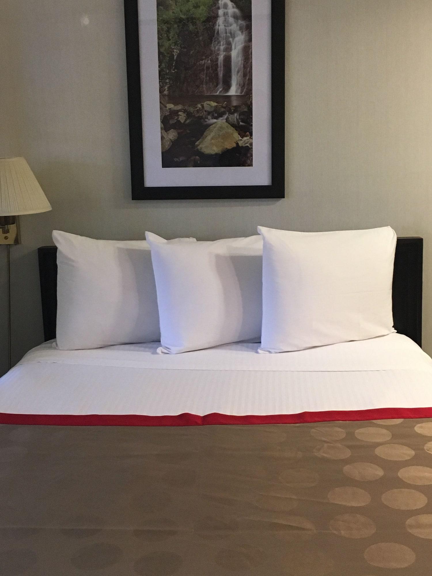 Ramada By Wyndham Airport 3* Portland