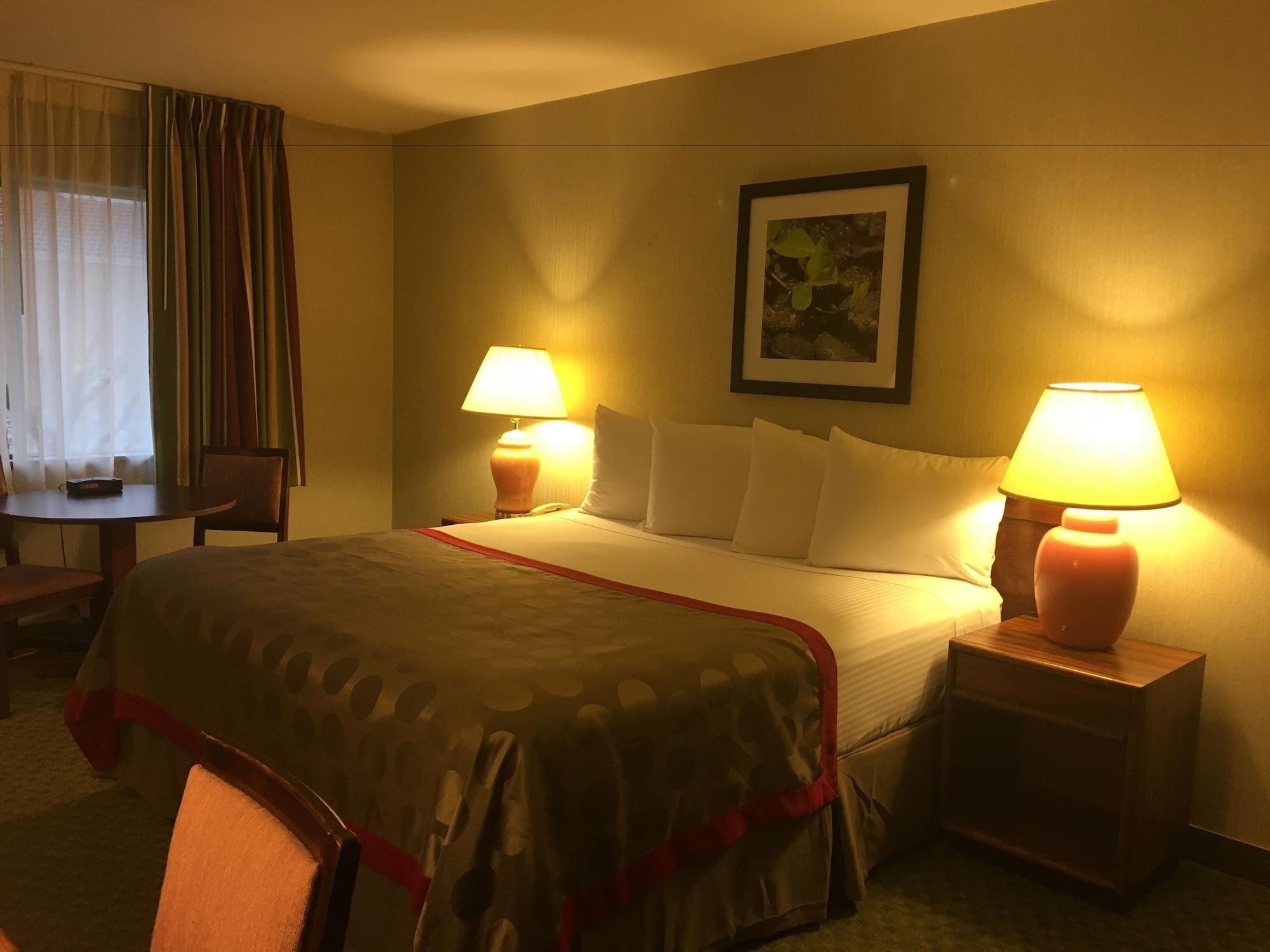 Hotel Ramada By Wyndham Airport Portland