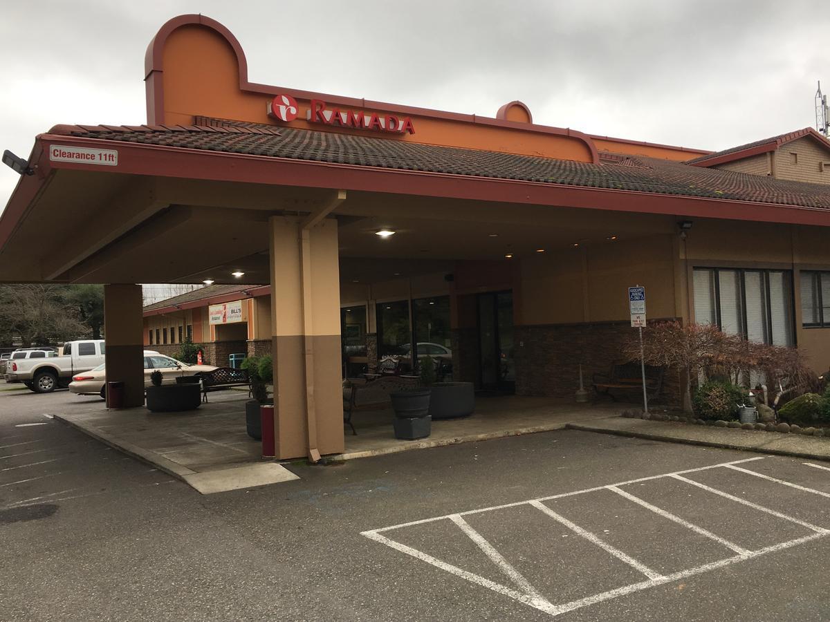 Ramada By Wyndham Airport Hotel