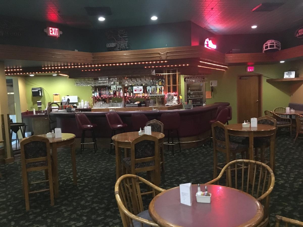 Ramada By Wyndham Airport 3*